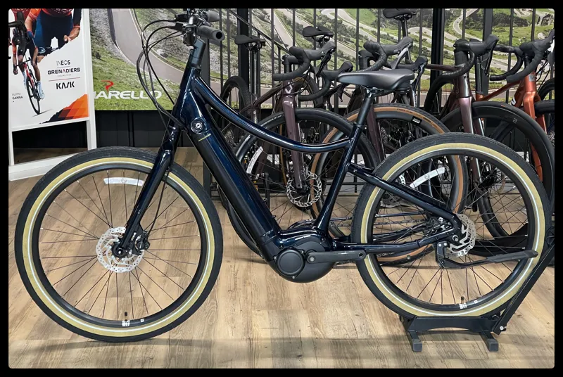 Momentum Vida E+ GTS 25km/h Medium Ink 2022 Approved Used-1